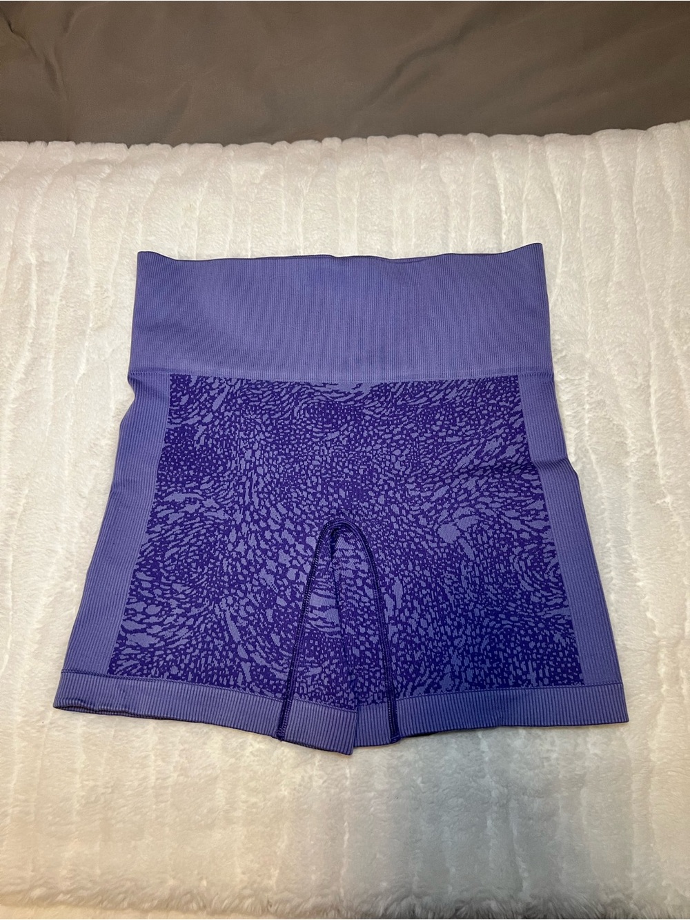 Lululemon Seamless Jacquard Knit Short Shorts - Purple